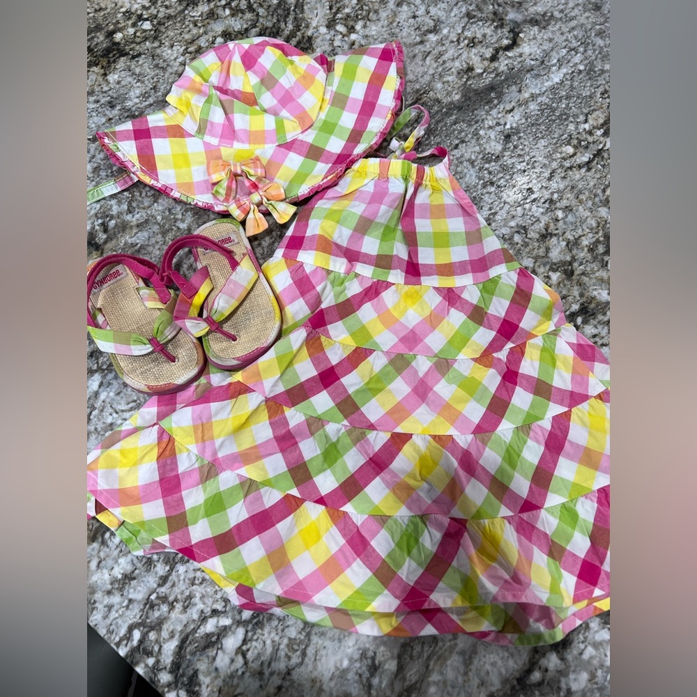 Gymboree Gingham Spring dress 12-18 lot. Sun hat, hair bows and size 5/6 shoes